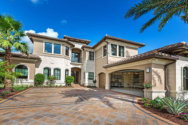 Best Professional Driveway Pavers  in Nth Bend, OR